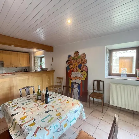 Semesterbostad Maison Chaleureuse Au Calme